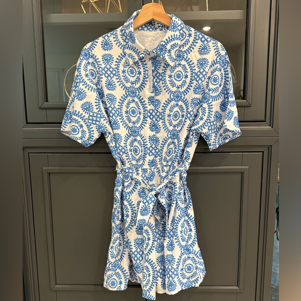 Cupshe Blue and White Printed Short Sleeve Romper